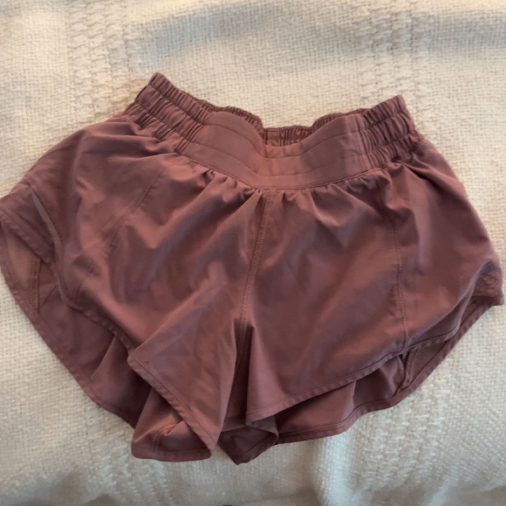 lululemon 2.5 mid rise shorts